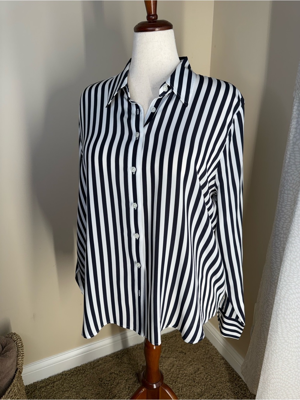 Boden Navy & White Vertical Stripe Button-Down Shirt